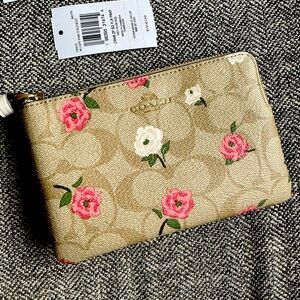 Coach Wristlet Floral- Limited Edition & Brand New With Tags
